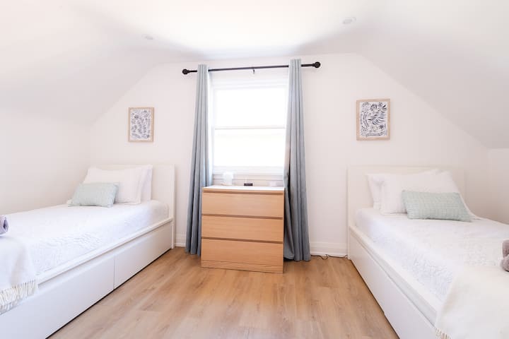 საძინებელი 4