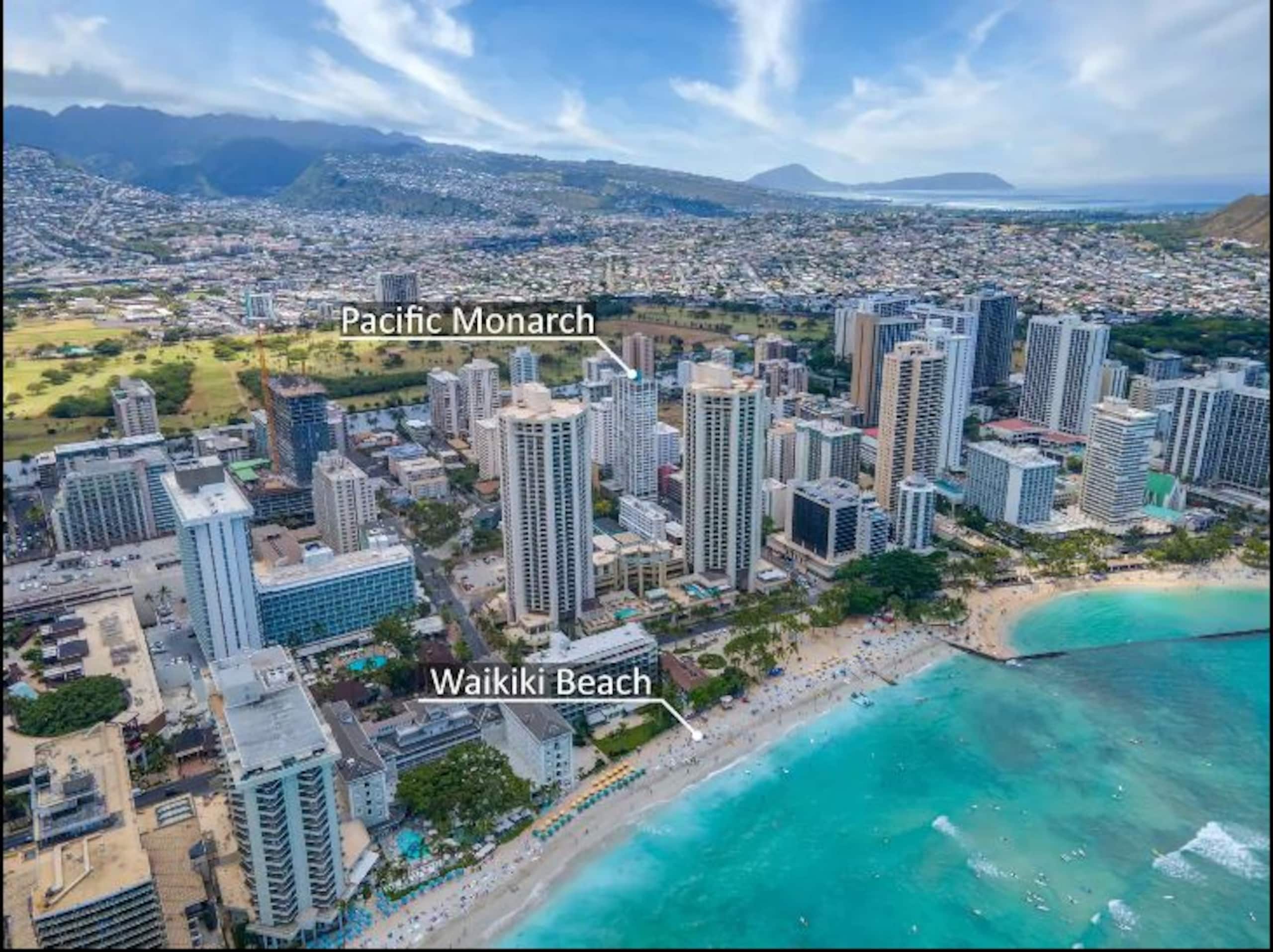 Condo in Honolulu · ★4.92 · Studio · 1 bed · 1 private bath - Image 37