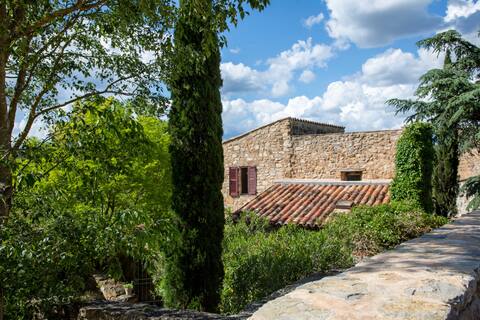 ‘The Duchess Hideaway’ - Medieval Provence House
