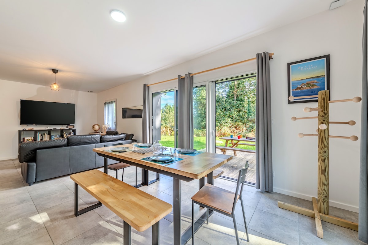 Top performing Airbnb: House for 4 people near beaches in Plougasnou