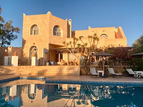 Le Domaine d'Eden-Heated Pool-Spa-Stove