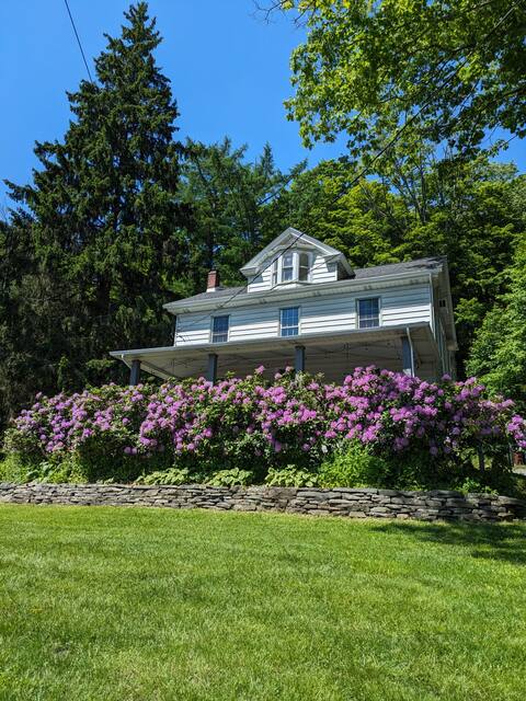 Large Farmhouse!