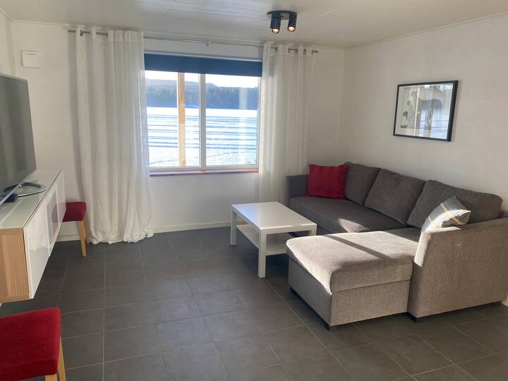 Härlig bäddsoffa för två, max 200 x 140 cm. Bäddmadrass finns. Är dessutom TV rum med många kanaler från Telia Play.