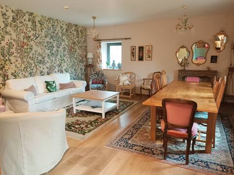 Longere of green character - 25 min from the beaches