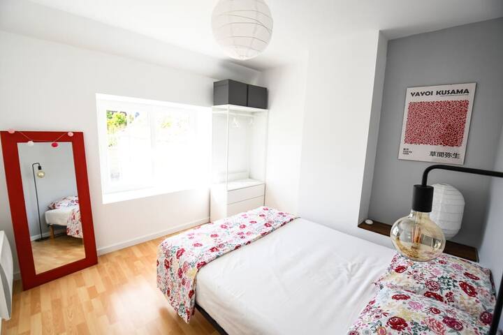 საძინებელი 4