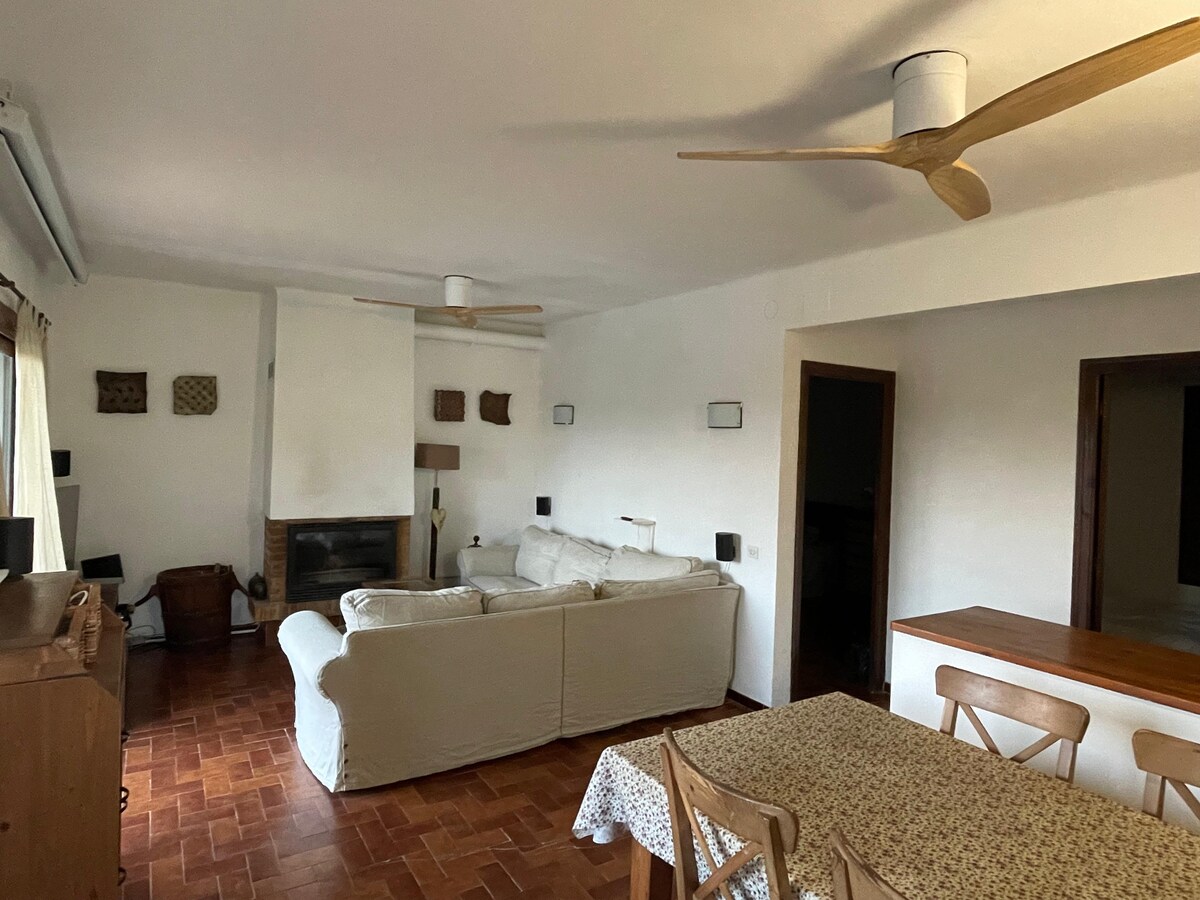 Anuncio de Airbnb popular: House with a private pool in L'Estartit en Torroella De Montgrí