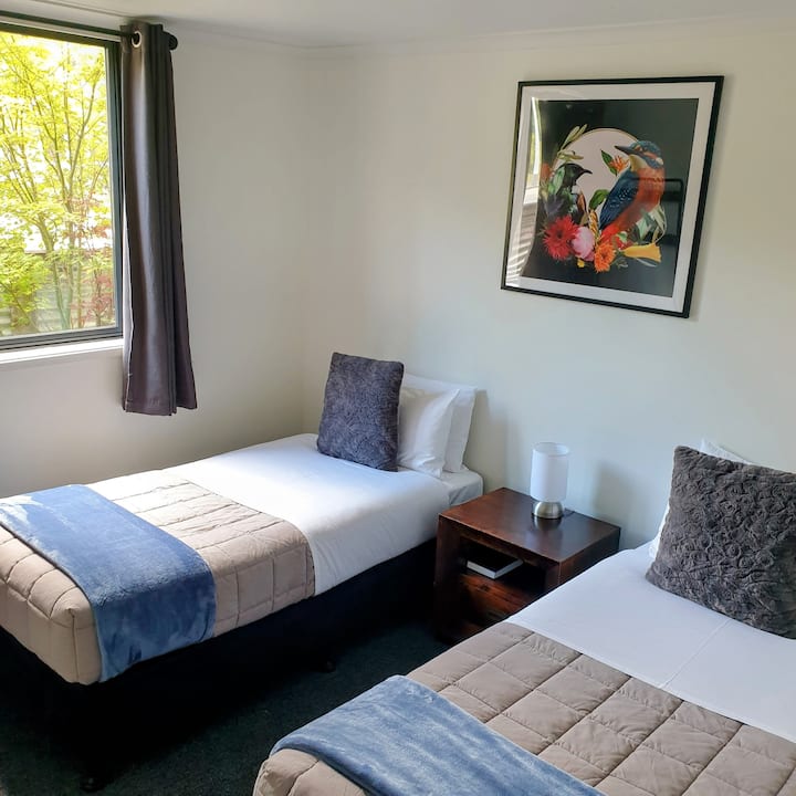 Tui Lodge - Twin - Ohakune