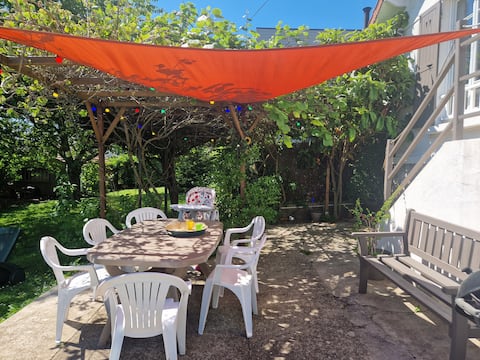 Maison Marguerite Garden_terrace_near Disney