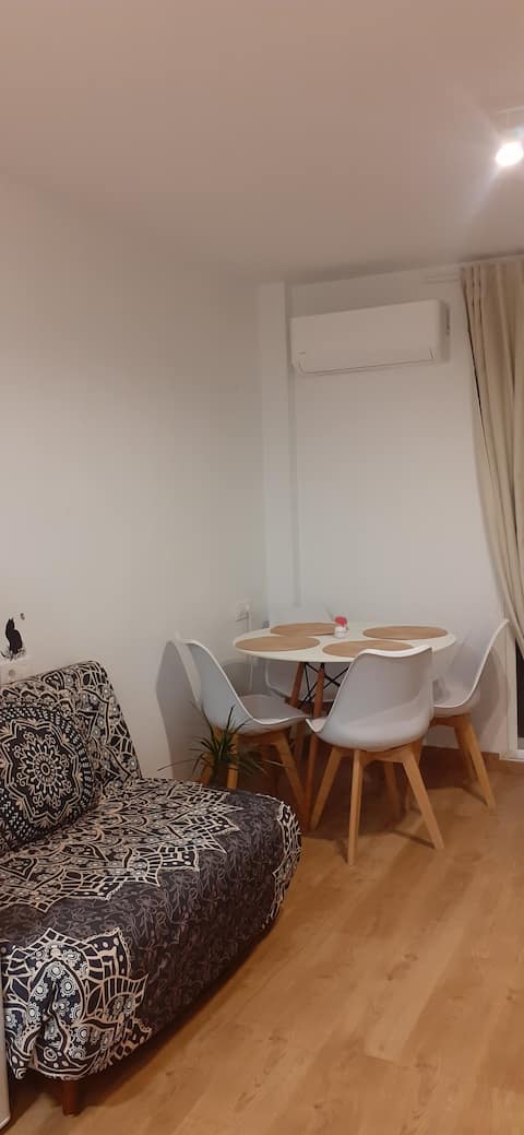 Anuncio de Airbnb popular: Tiny home in Mazarrón en Mazarrón