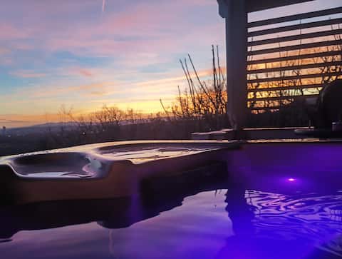 Bohemian chic cocoon with jacuzzi