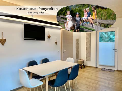 Family apartment in the mountains & pony riding