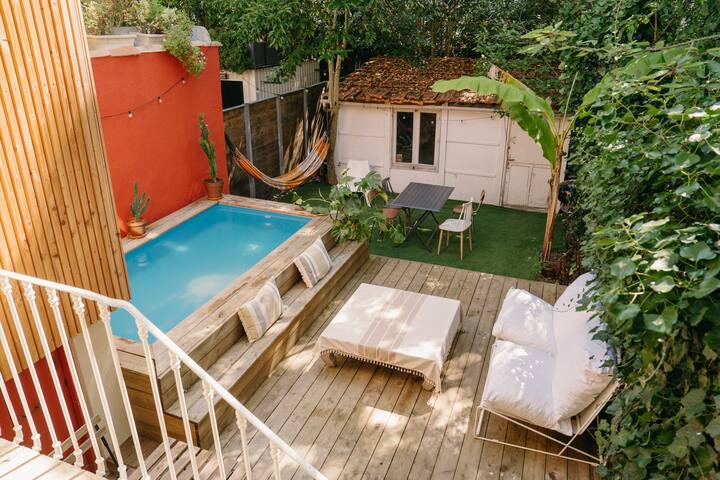 Cosy Home w/ Garden, Pool & City Access