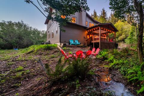 Mobley Myrtle Brook | Hot Tub