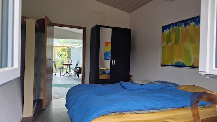 غرفة النوم 2