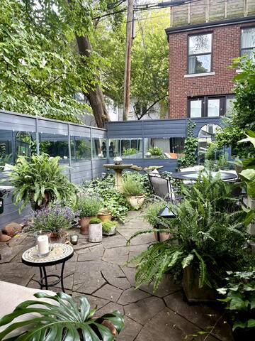 Charming Yorkville Townhouse gallery image 4