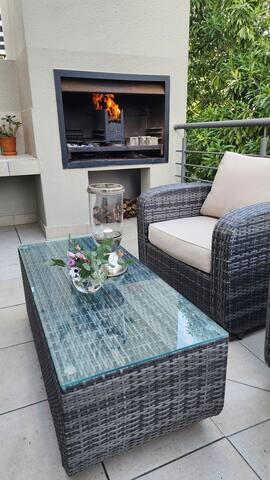 Water side Town house on the canal gallery image 3