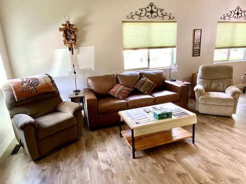 Top Airbnb: Your outdoor Adventure Awaits! Near Pagosa Lake in Pagosa Springs