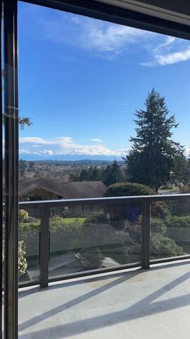 Luxury Villa w/Pool & Hot Tub gallery image 4