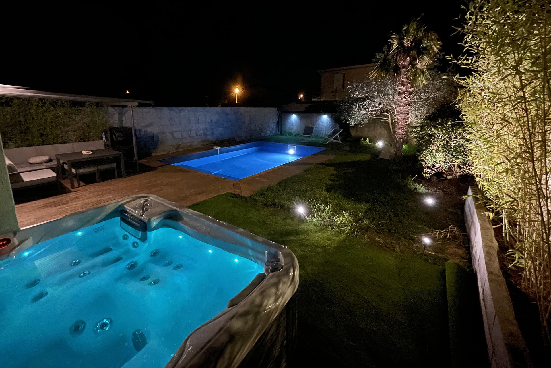 Unique! jacuzzi privé 35°C + cinéma Villa entière