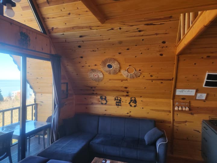 Kaşüstü Bungalov 
Deniz Manzaralı Doğa Içinde - Yomra