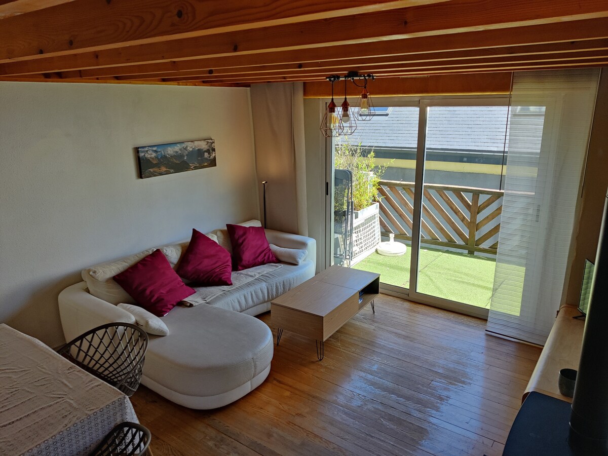 Annonce Airbnb populaire: Apartment: Caz2. à Esquièze Sère