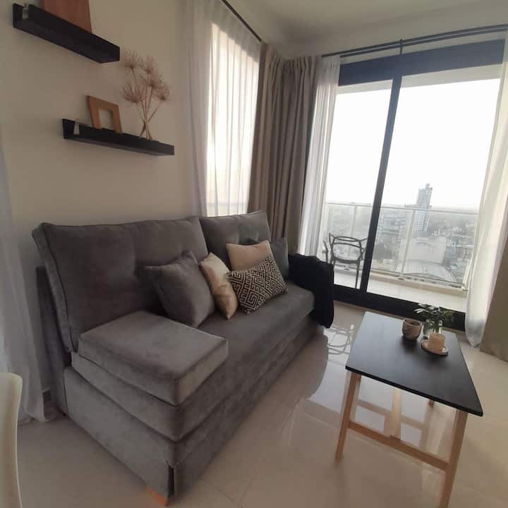 0.90 x 1.90 kitanda cha sofa na kigari 0.80 x 1.80 hutengeneza vitanda viwili.