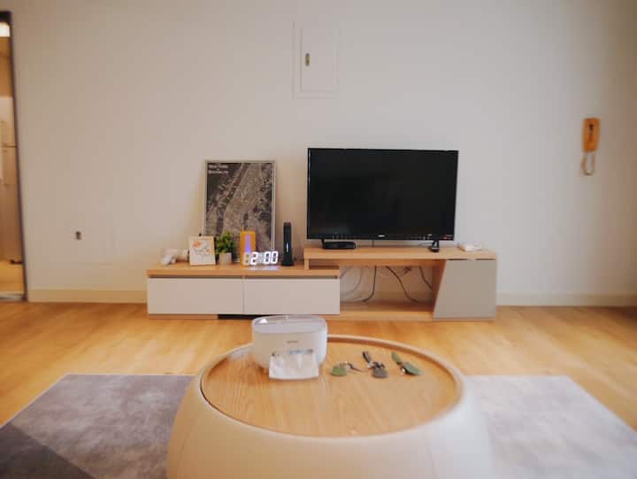 Hot｜elevator| 3+1 Room | 4 Minutes To Mrt - Taipei