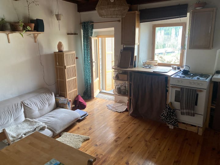 Jolie Maison Calme Et Sobre - Die