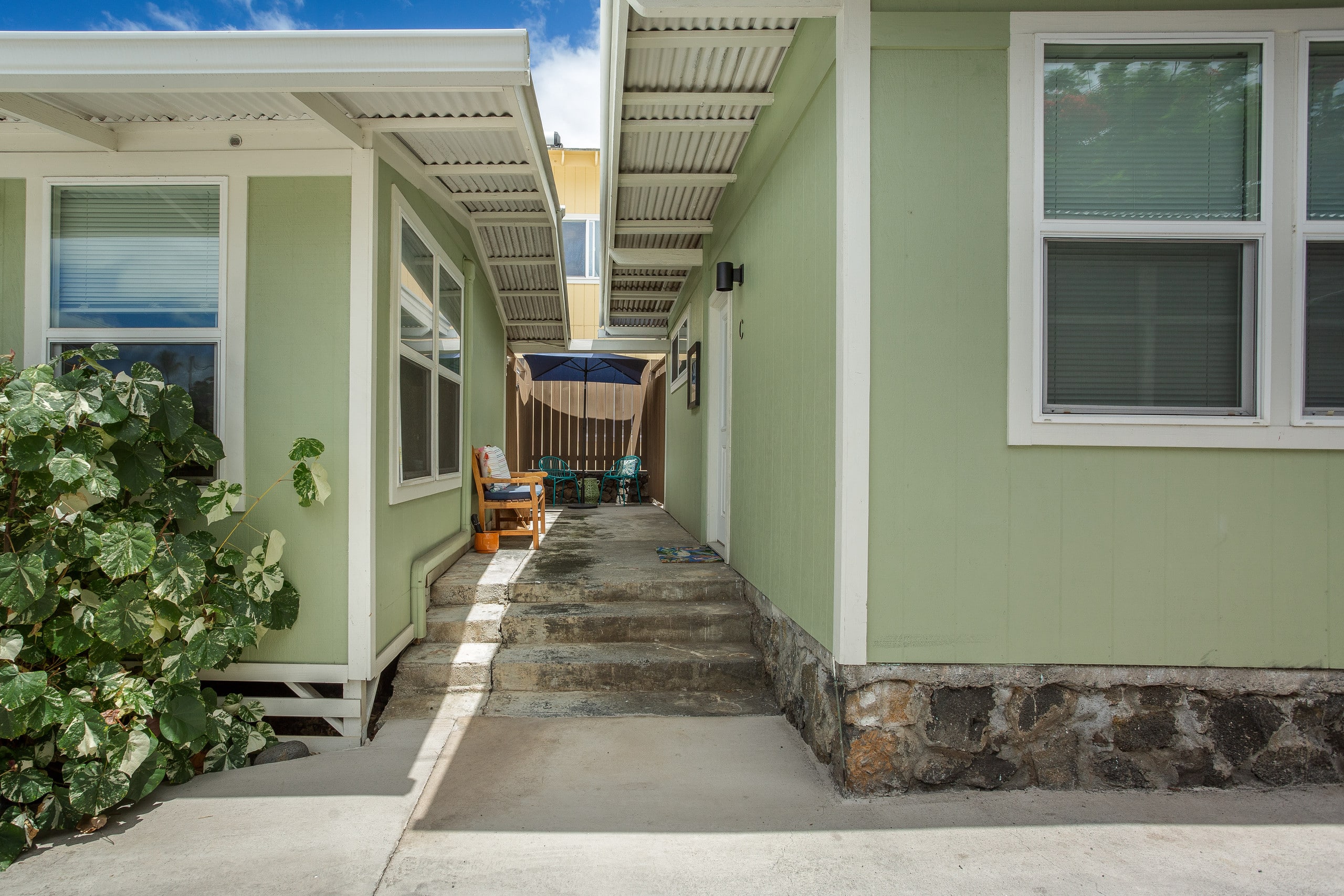 Bungalow C* Cold AC* 2‑Bed* Across Beach - Image 37