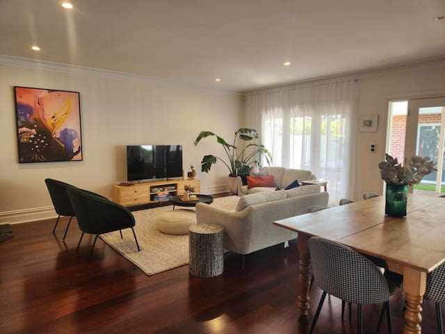 Mount Lawley Charmer