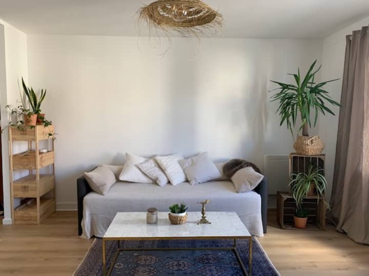 Relaxing Stay In Bordeaux - Bordéus