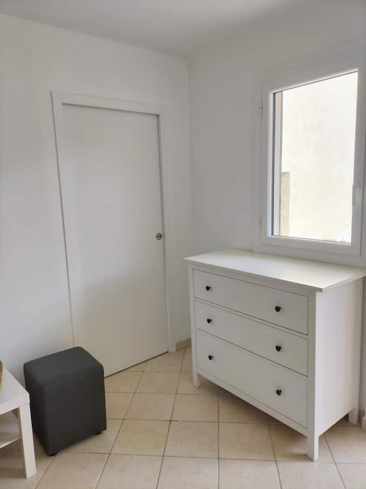 Appartement Vue Mer  Rez De Jardin + Terrasse. - Algajola