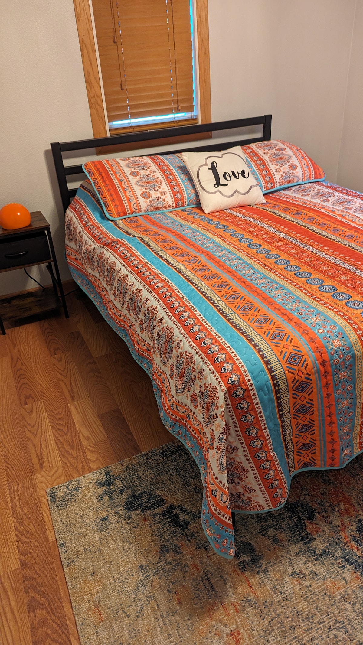 საძინებელი 1