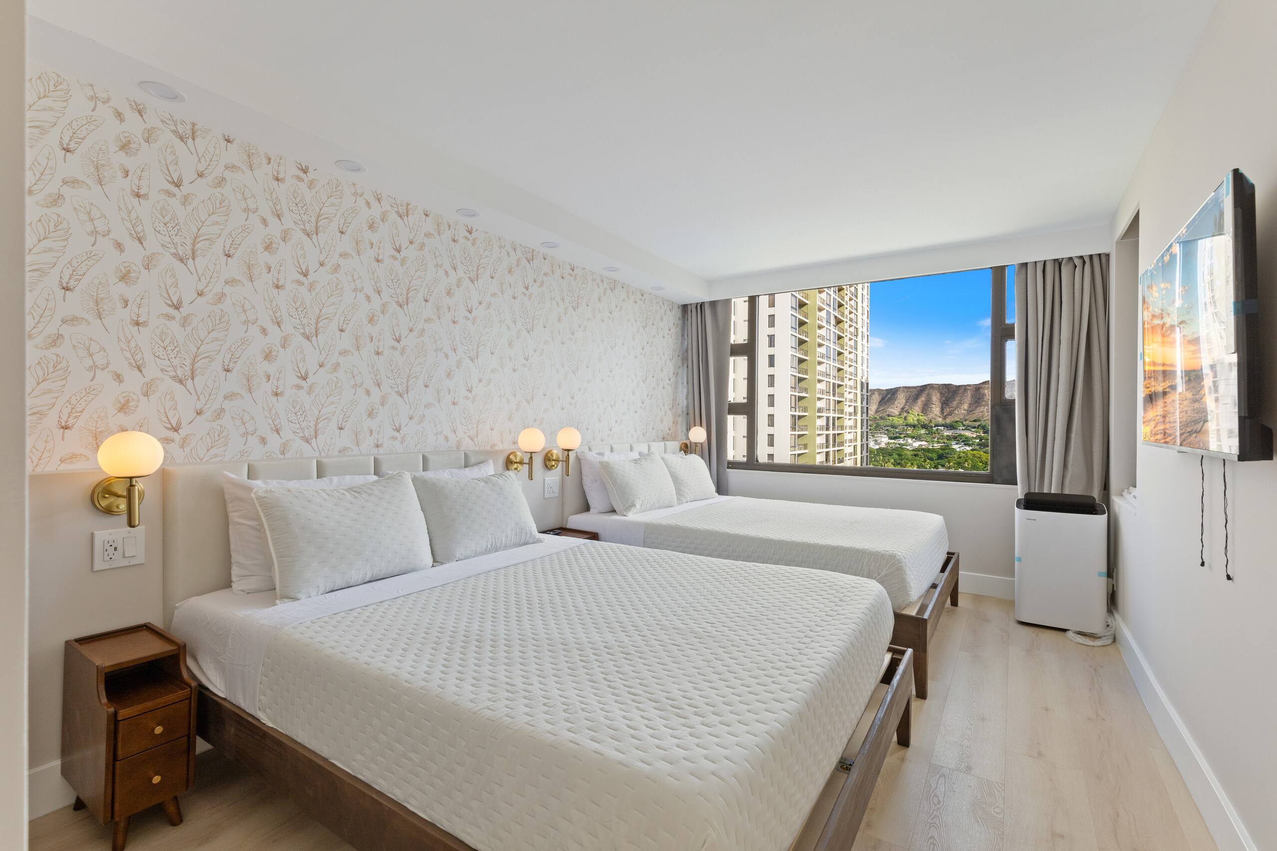 Hotel in Honolulu · ★4.71 · 1 bedroom · 3 beds · 1 private bath - Image 11