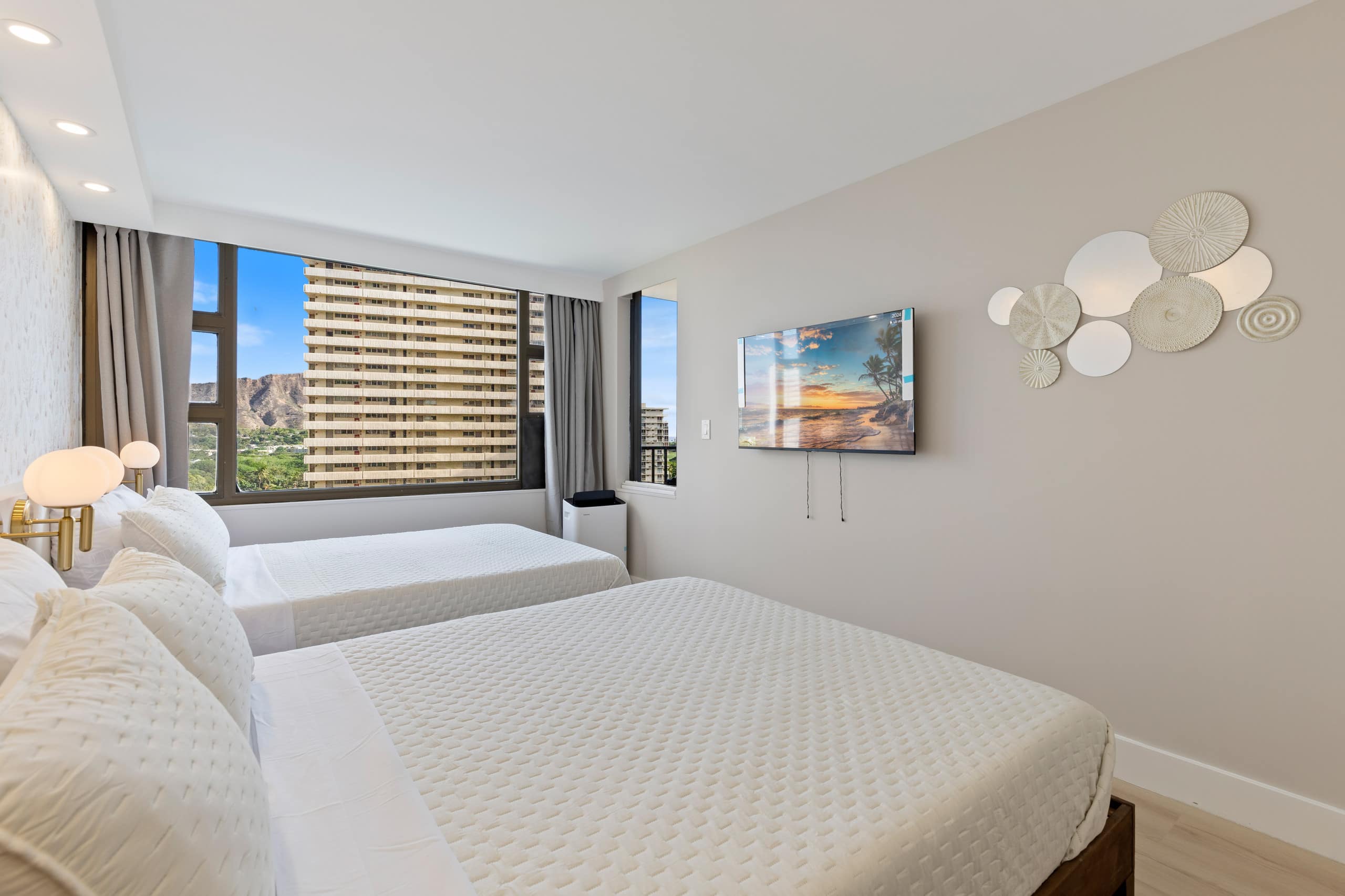 Hotel in Honolulu · ★4.71 · 1 bedroom · 3 beds · 1 private bath - Image 12