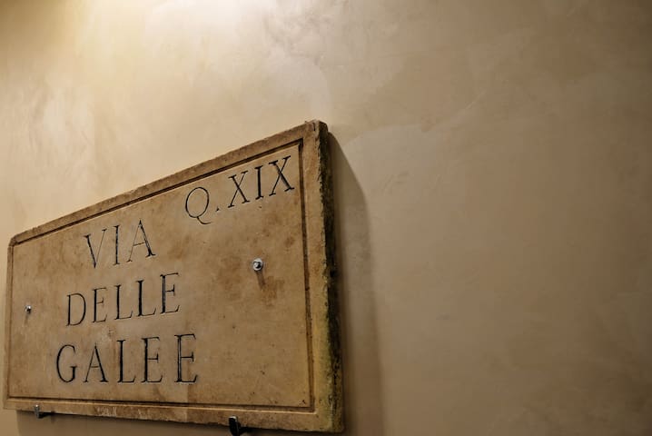 Safe Oasis[2Rooms]WI-FI, Garage, AC, Station 5 min