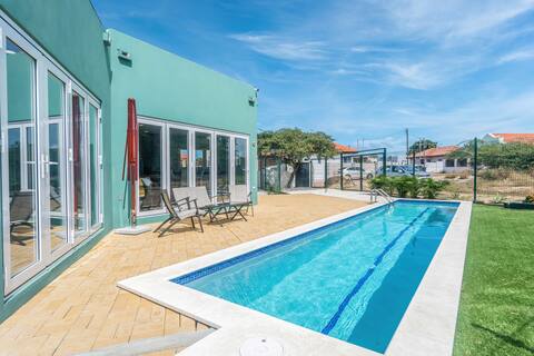 Casa VenAruba: 3BR Pool Oasis