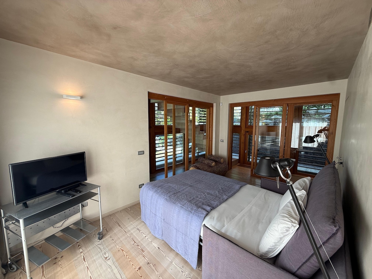 Acogedor dormitorio doble en el anexo