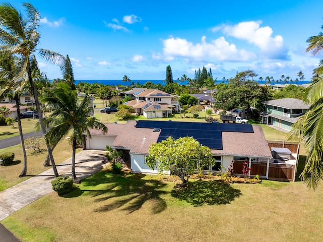 NEW fully renovated 4BR private home AC & Jacuzzi!