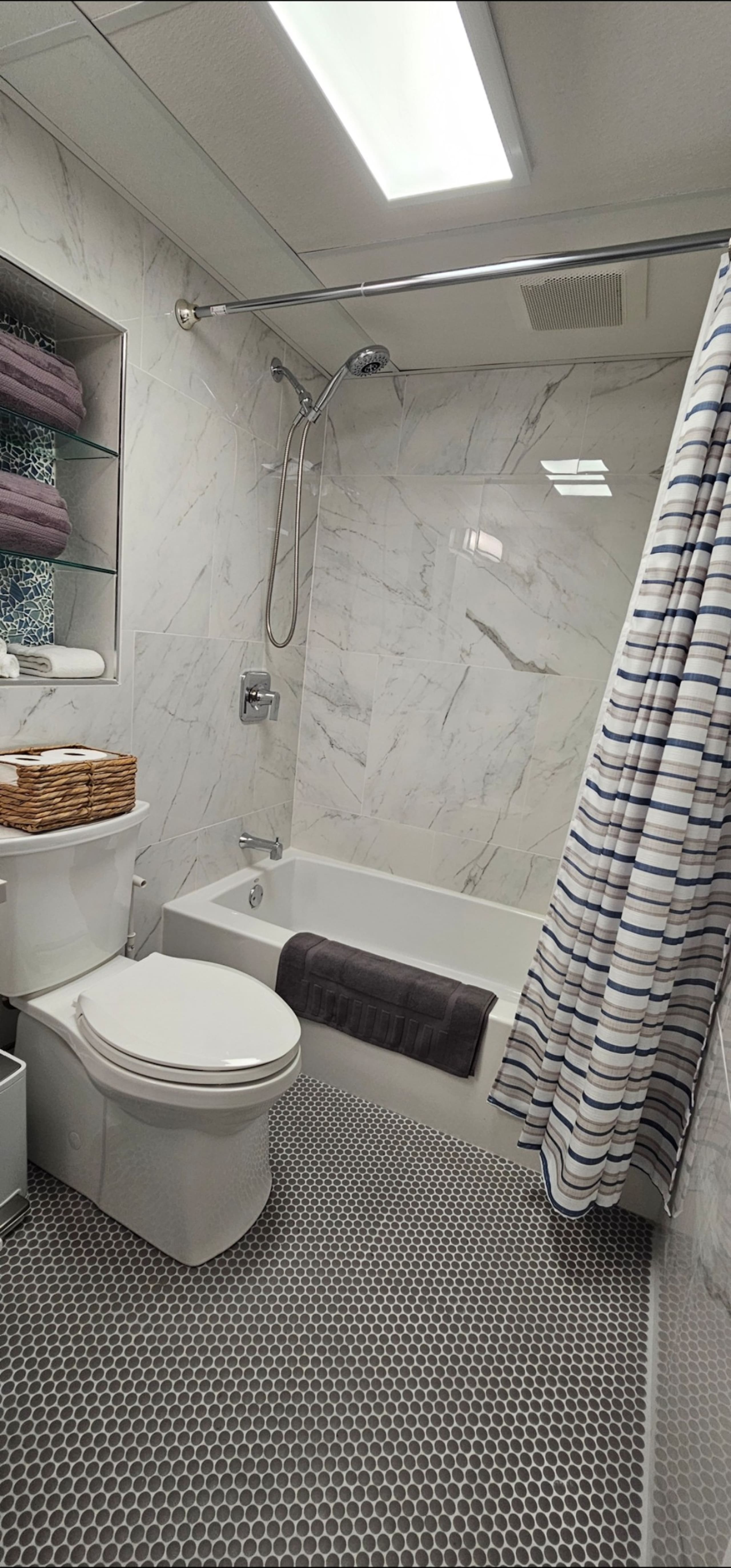 New 2 Bedroom Condo! - Image 16