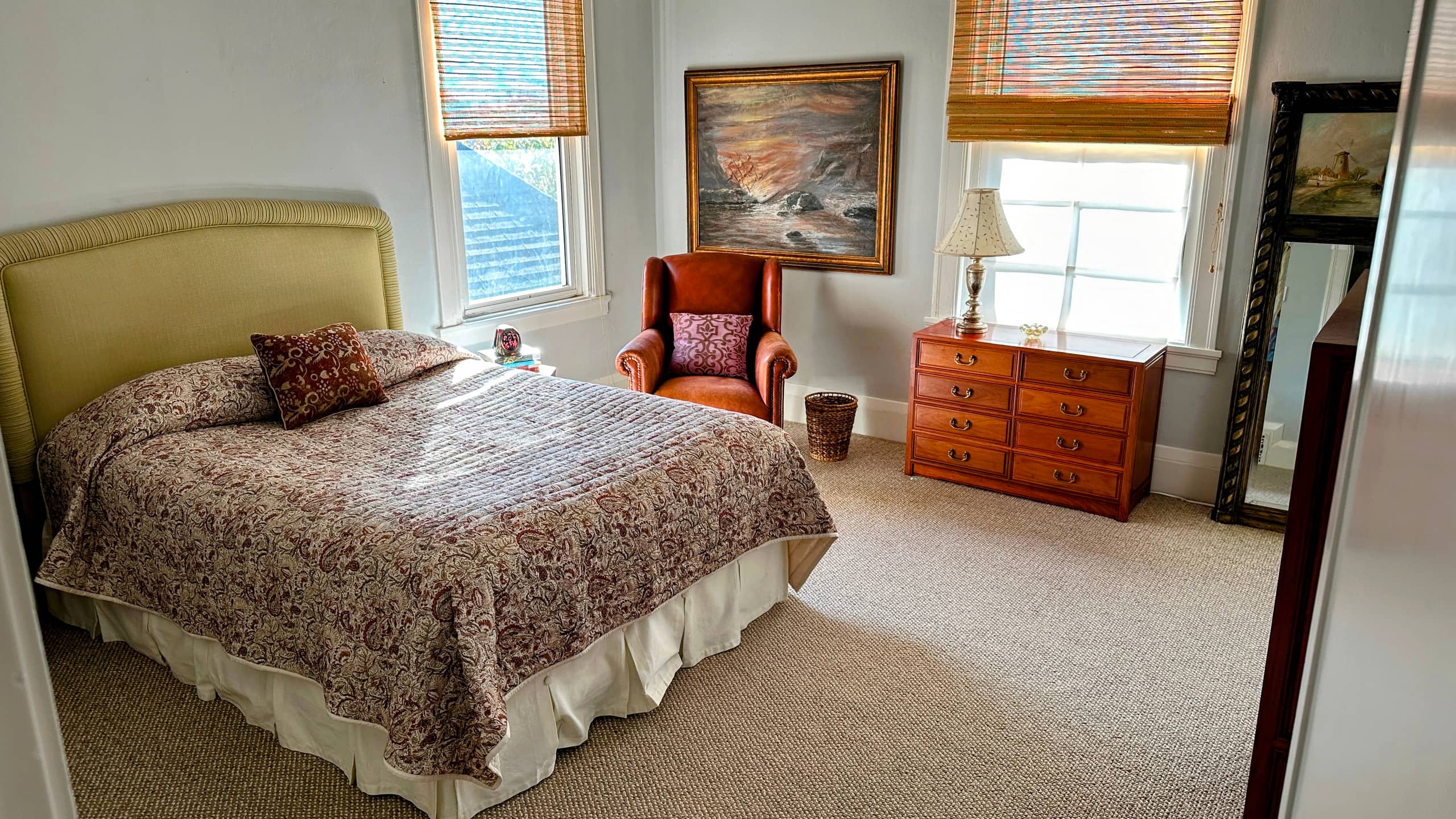 Home in San Francisco · ★4.95 · 4 bedrooms · 5 beds · 2.5 baths - Image 17