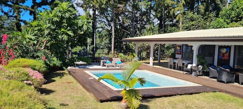 Enjoy Camanukea Lodge