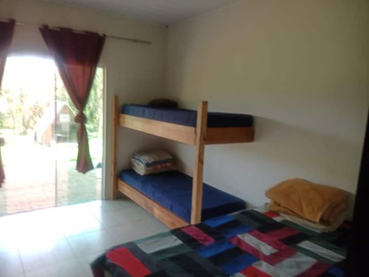 საძინებელი 2