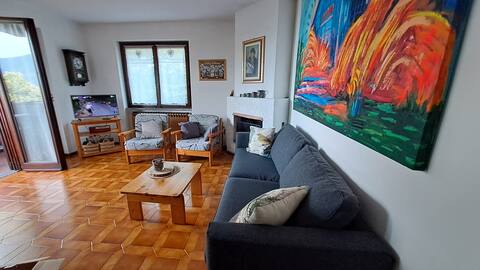 The house in the woods in Casasco with lake view