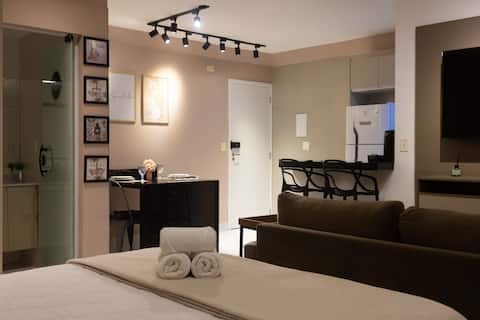 Top Airbnb: Modern Studio with Pool, Gym and Garage in Sorocaba