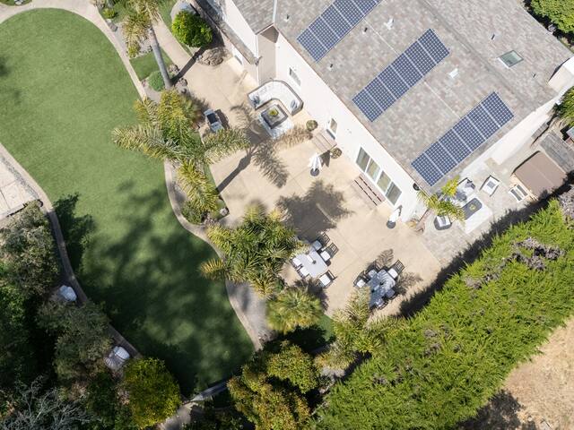 Spacious Family & Pet friendly home! gallery image 2