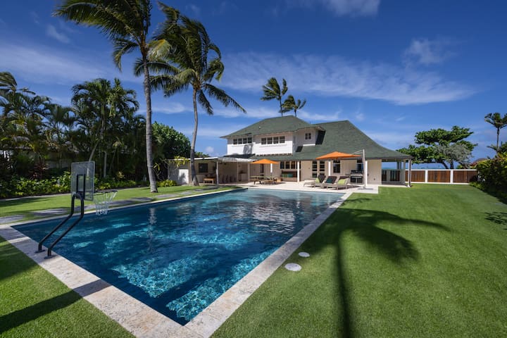 Hale Mokulua ~ Oceanfront Luxury