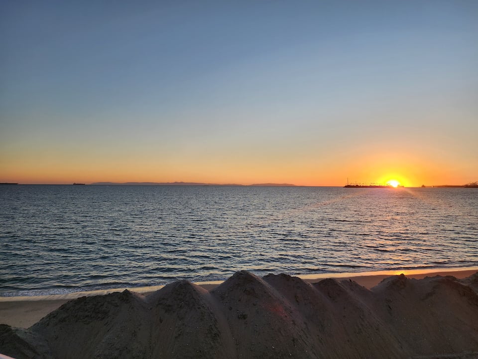 Los Angeles, CA Vacation Rentals (4.9 out of 5) - Airbnb - Private Beach Access Condo Rentals In Los Angeles
