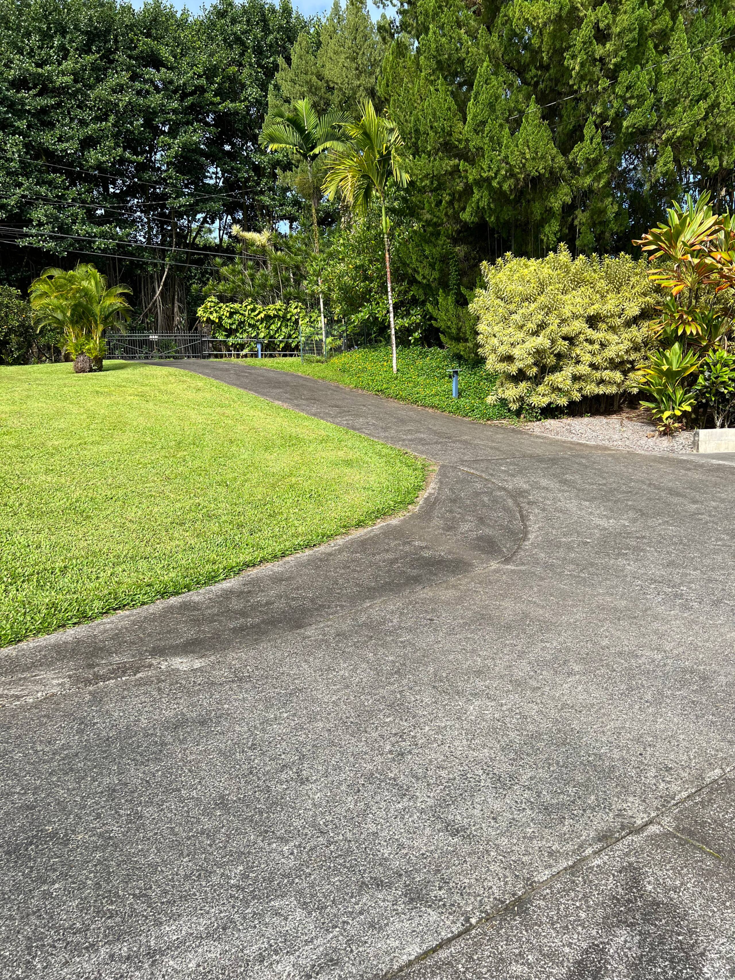 Home in Hilo · ★5.0 · 1 bedroom · 2 beds · 1 private bath - Image 103