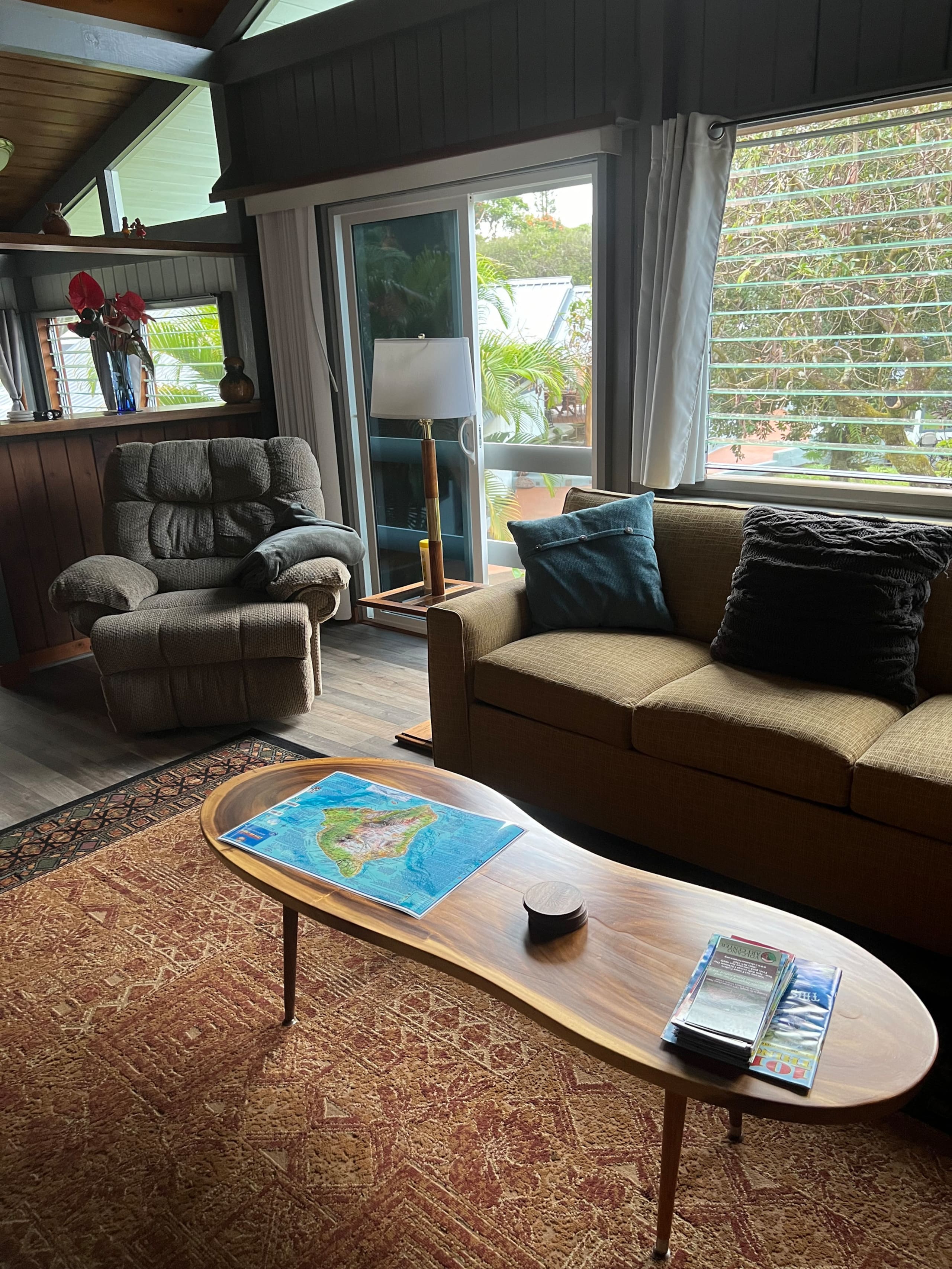 Home in Hilo · ★5.0 · 1 bedroom · 2 beds · 1 private bath - Image 15